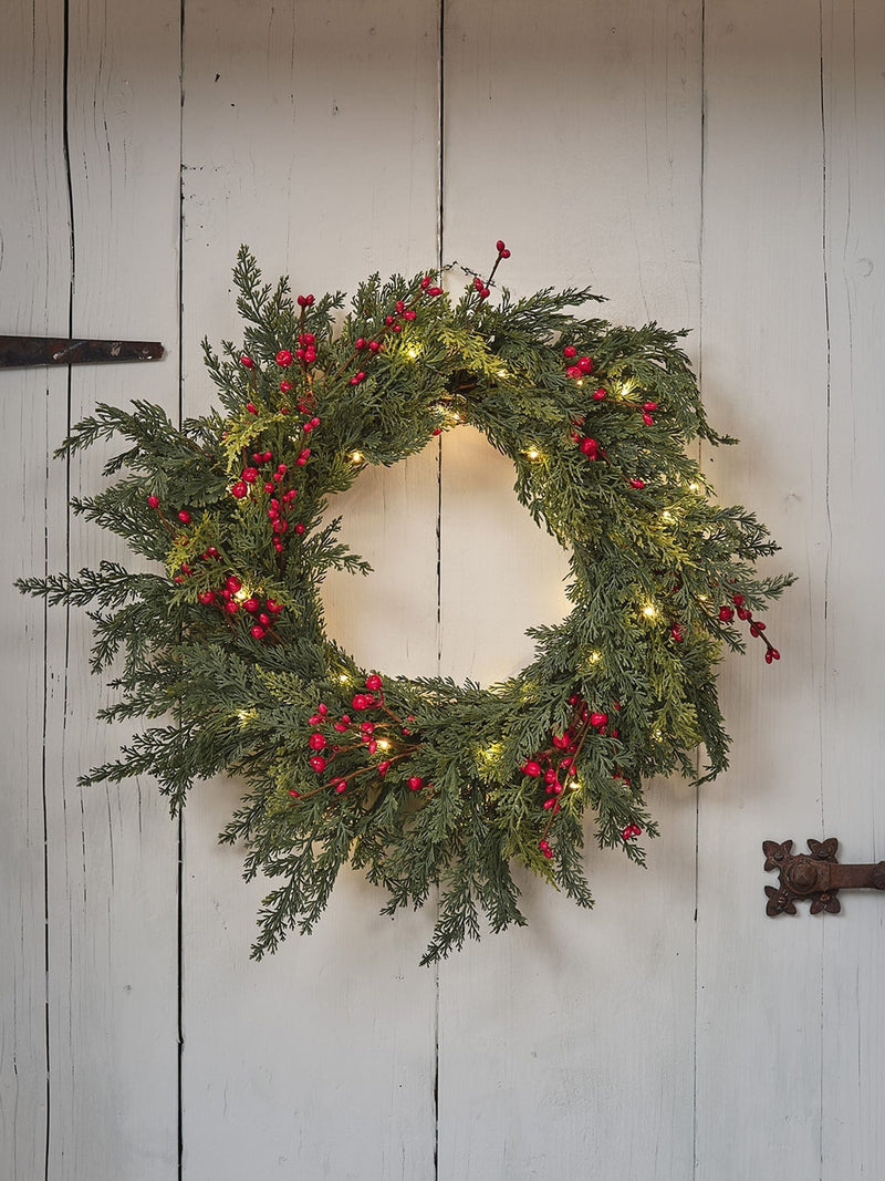 Lights4fun pre lit red berry Christmas wreath 45cm (British brand)