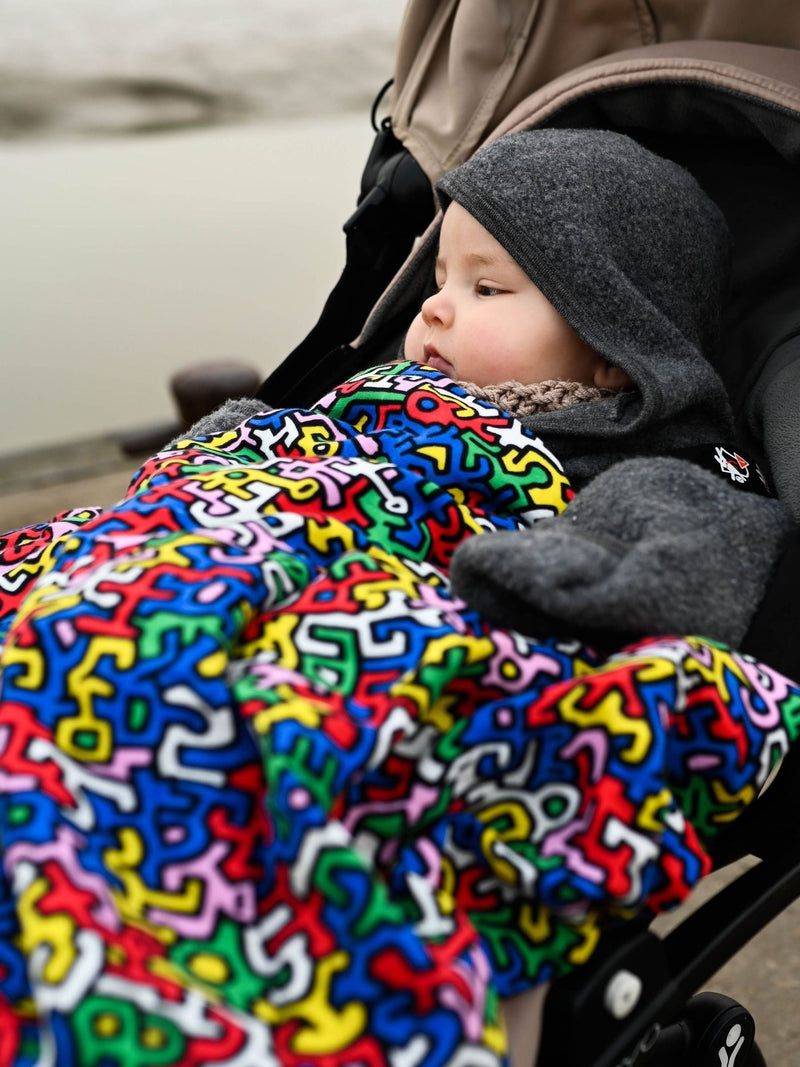 Etta Loves black and white sensory muslin blanket, UK version
