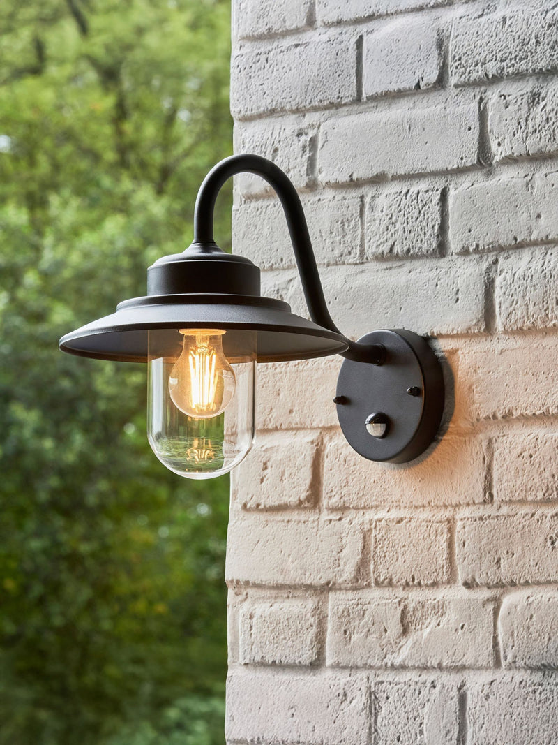 Gallery Home Thorpe wall light matt black, imported from the UK