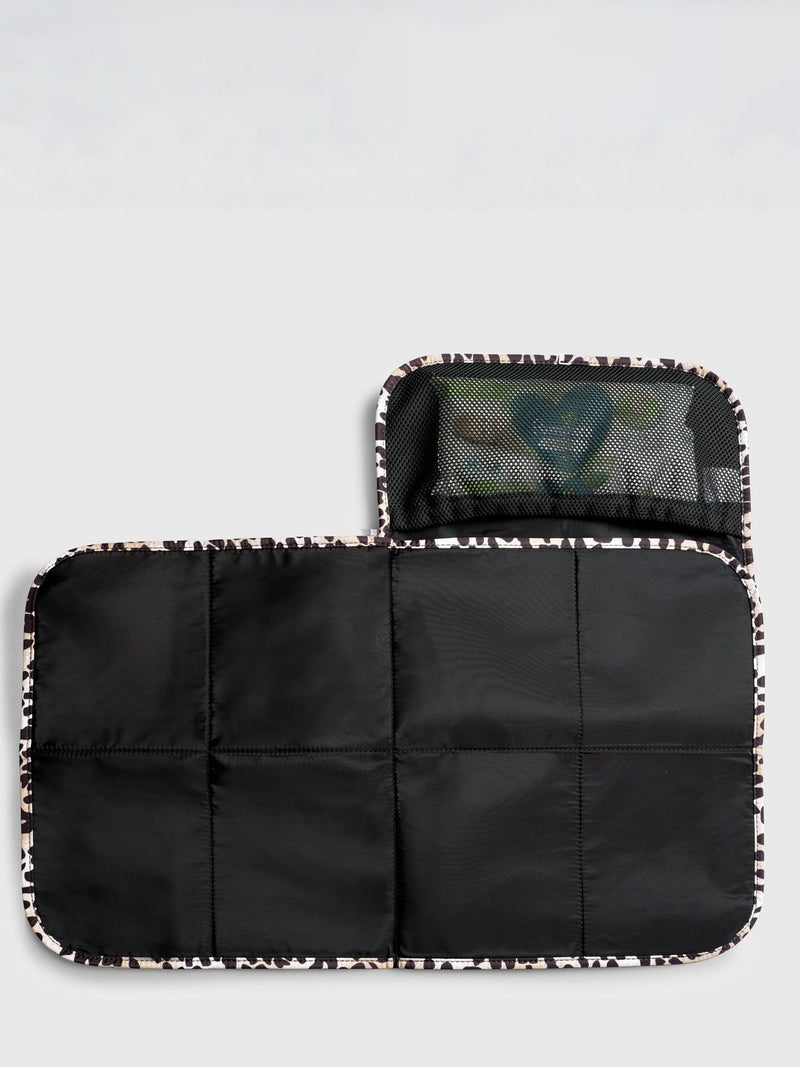 Finnson Leopard Oslo travel changing mat one size, UK version