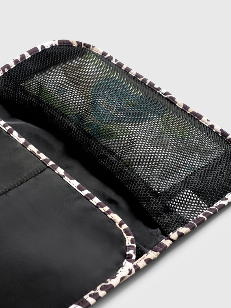 Finnson Leopard Oslo travel changing mat one size, UK version