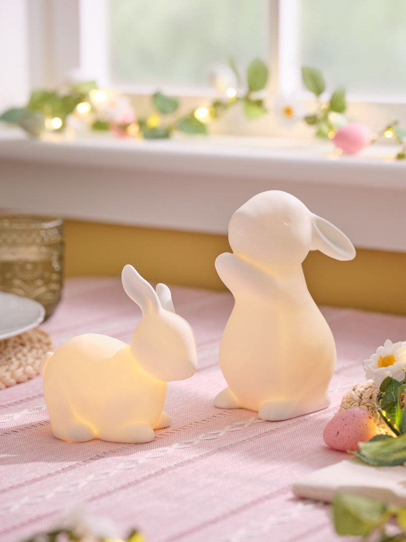 Lights4fun white porcelain bunny set 12.5cm, imported from the UK