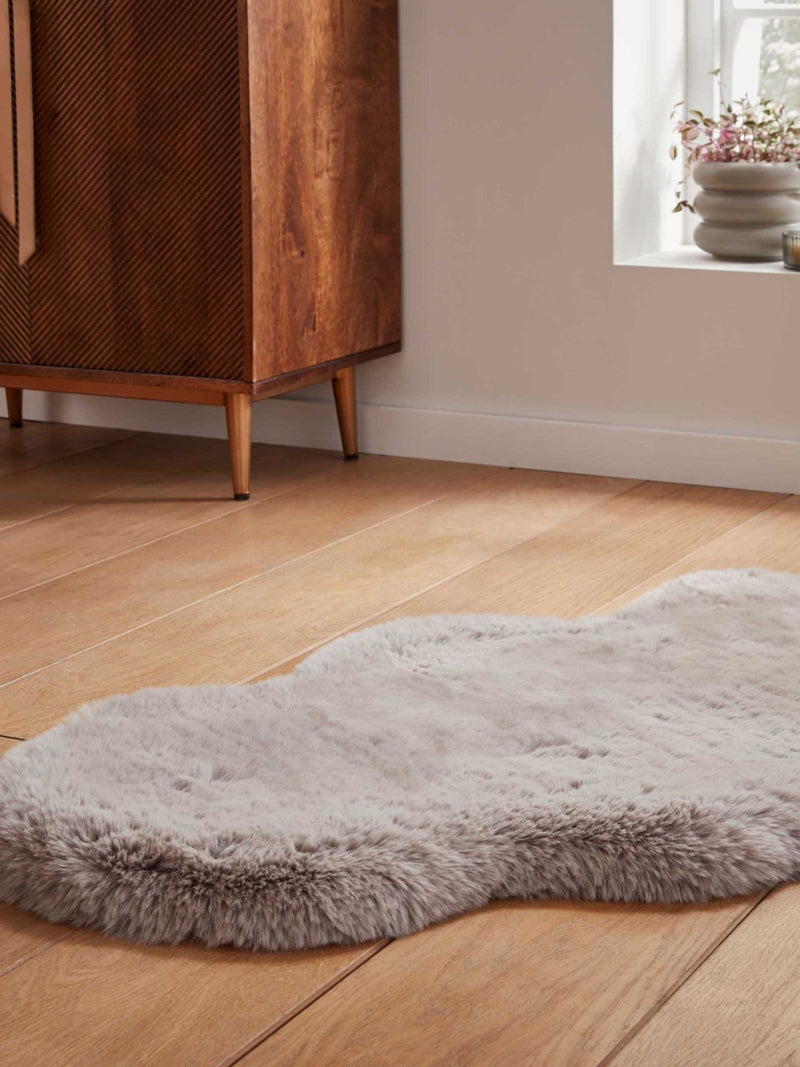 Think Rugs Super Teddy shaggy rug in silver - British product