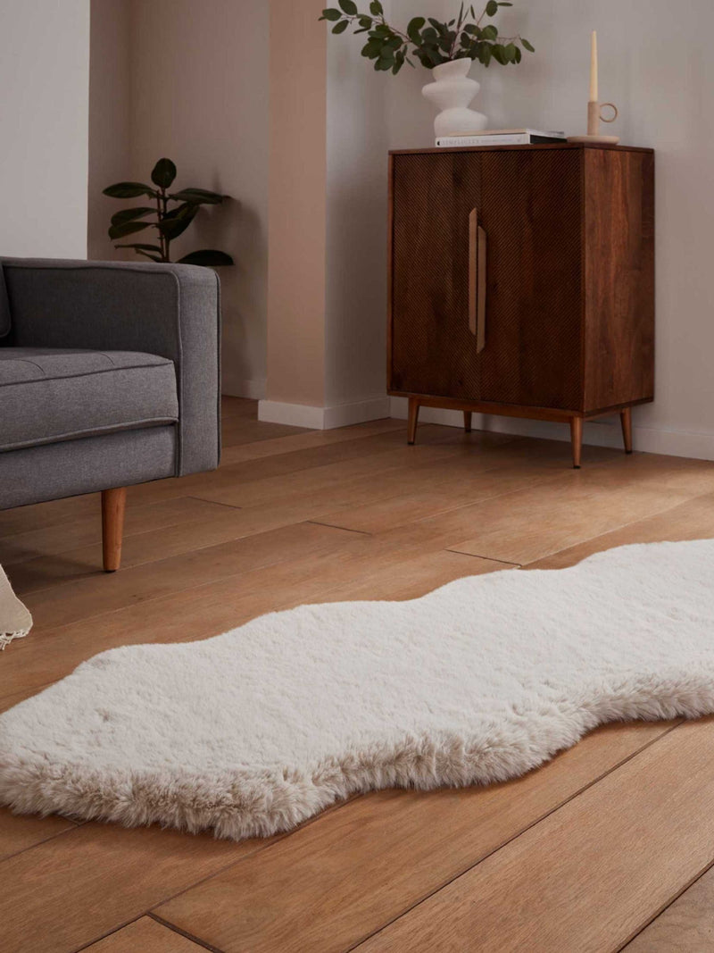 Think Rugs beige Super Teddy shaggy rug 60x180cm (British brand)