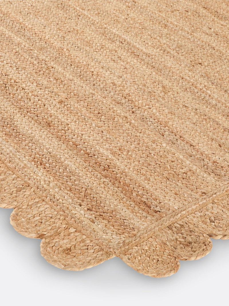 La Redoute Intérieurs Aftas jute rug scalloped British product