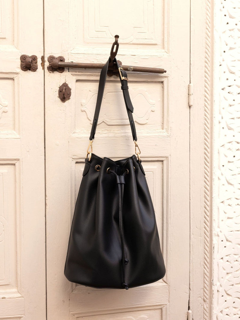 Novo Adelaide large bucket shoulder bag - British product