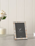 Widdop silver-plated hammered frame 4x6, imported from the UK