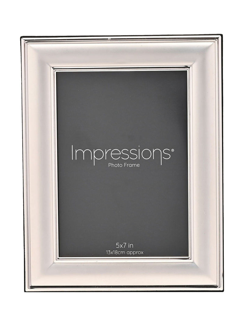 Widdop silver-toned border edge photo frame 5x7 (British brand)