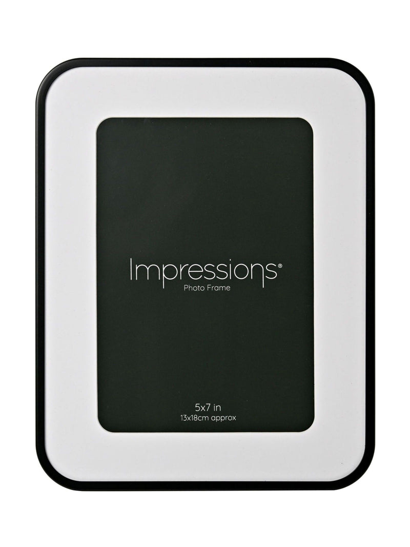 Widdop black oval corner photo frame for 5x7 (British brand)