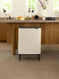 Brabantia Bo Touch Bin soft beige 60 litre (British brand)