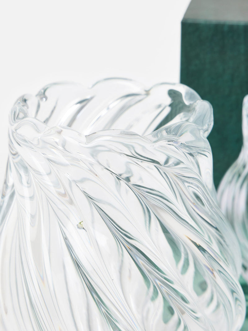 Oliver Bonas clear glass vase swirl pattern 22cm - British product