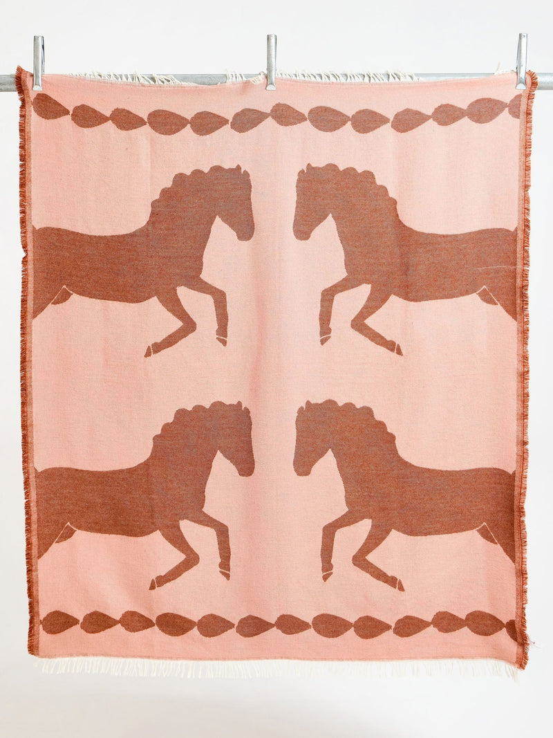 Oliver Bonas pink jacquard horse throw polyester, UK version