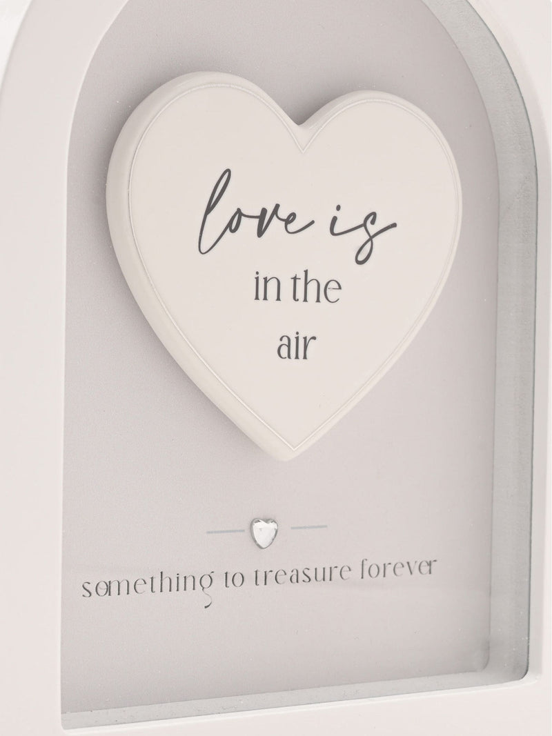 Widdop white arch plaque 18cm Love Is In The Air, imported from the UK