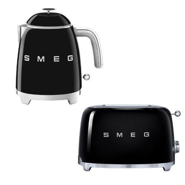 Smeg retro kettle and toaster set in black, UK version
