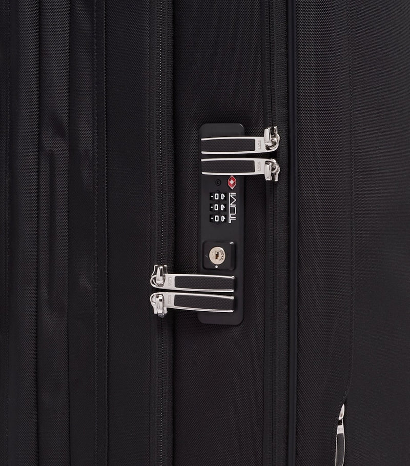 Tumi dual access 4-wheel check-in suitcase 78.5cm (British brand)