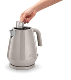 De'Longhi Eclettica kettle 1.7L with saucer - British product