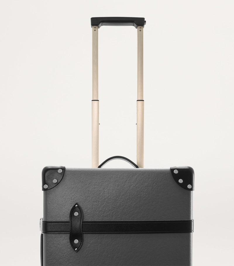 Globe-Trotter Centenary 4-Wheel Suitcase 56cm, UK version