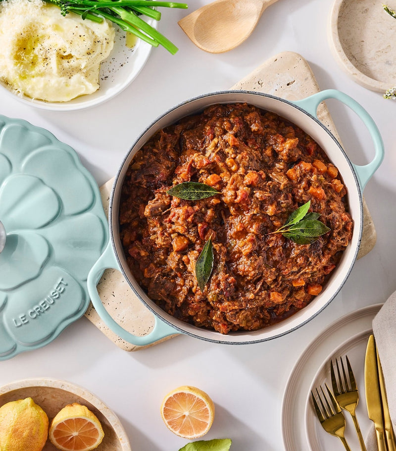 Le Creuset petal casserole dish 26cm (British brand)