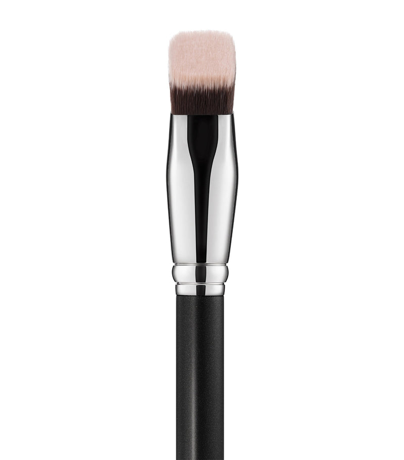 MAC 171S Smooth-Edge All Over Face Brush, imported from the UK