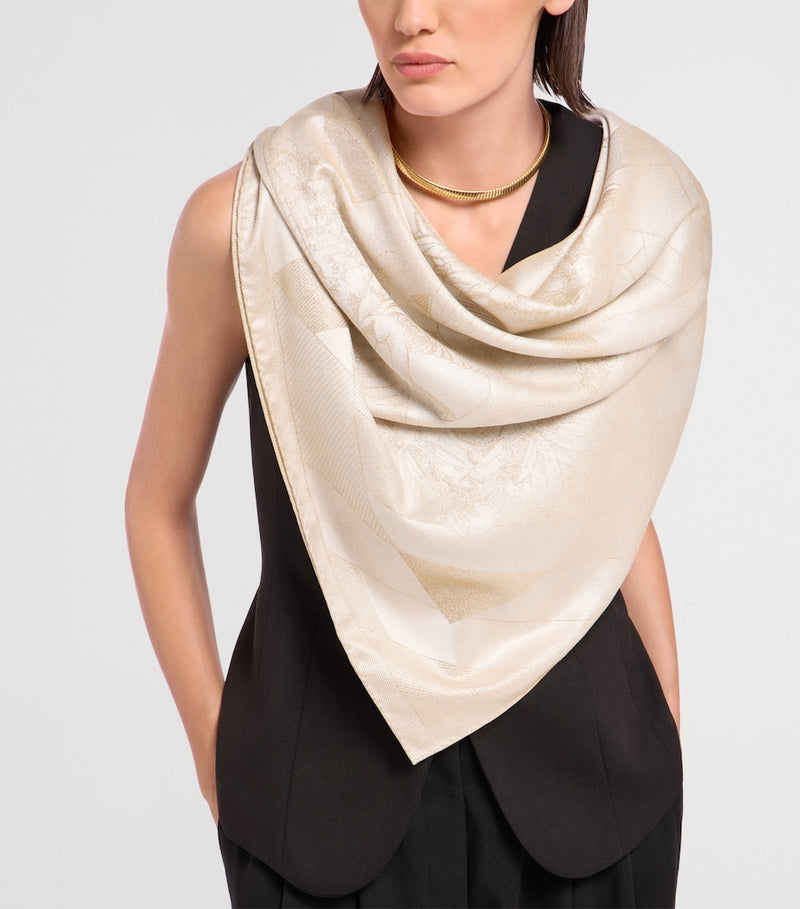 Bvlgari silk embroidered scarf 140x140cm (British brand)
