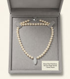 Vivienne Westwood pearl mini bas relief necklace 51cm (British brand)