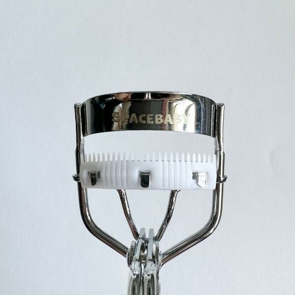 Space Baby Lash Curler with built-in comb (British brand)