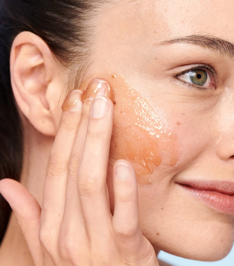 Fresh sugar strawberry exfoliating face wash 125ml - British product