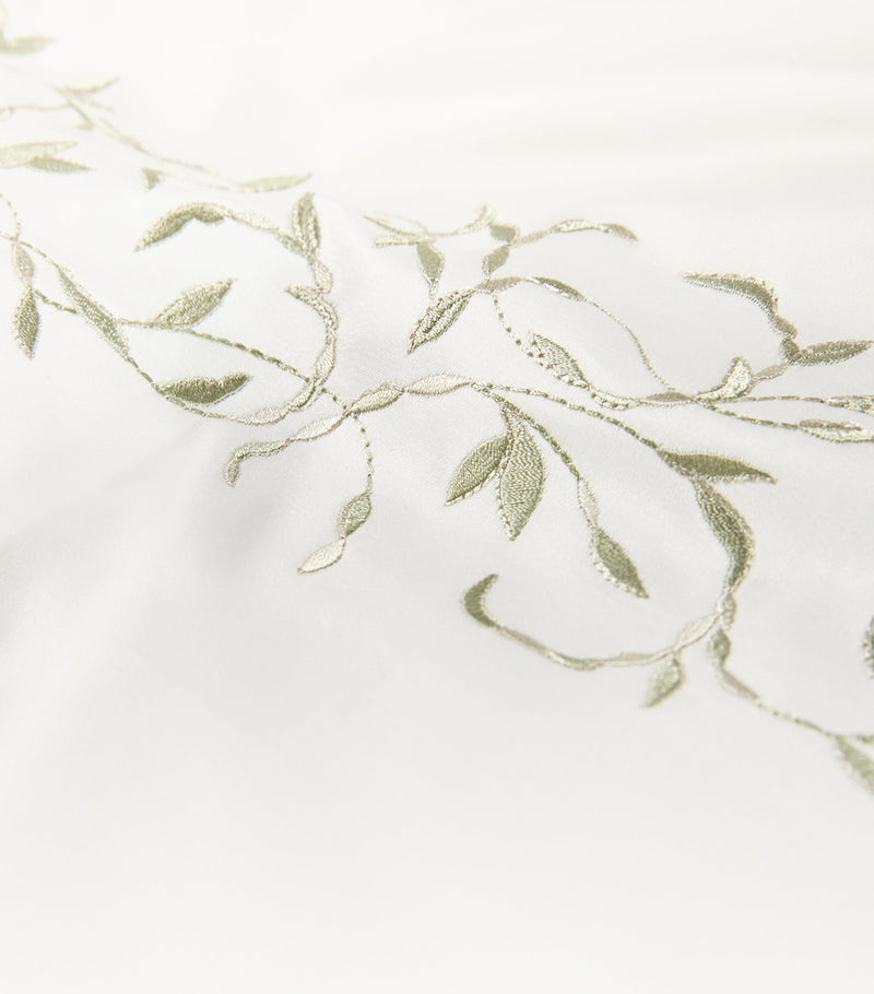 Harrods of London Tresco embroidered flat sheet 300cm x 270cm, UK version