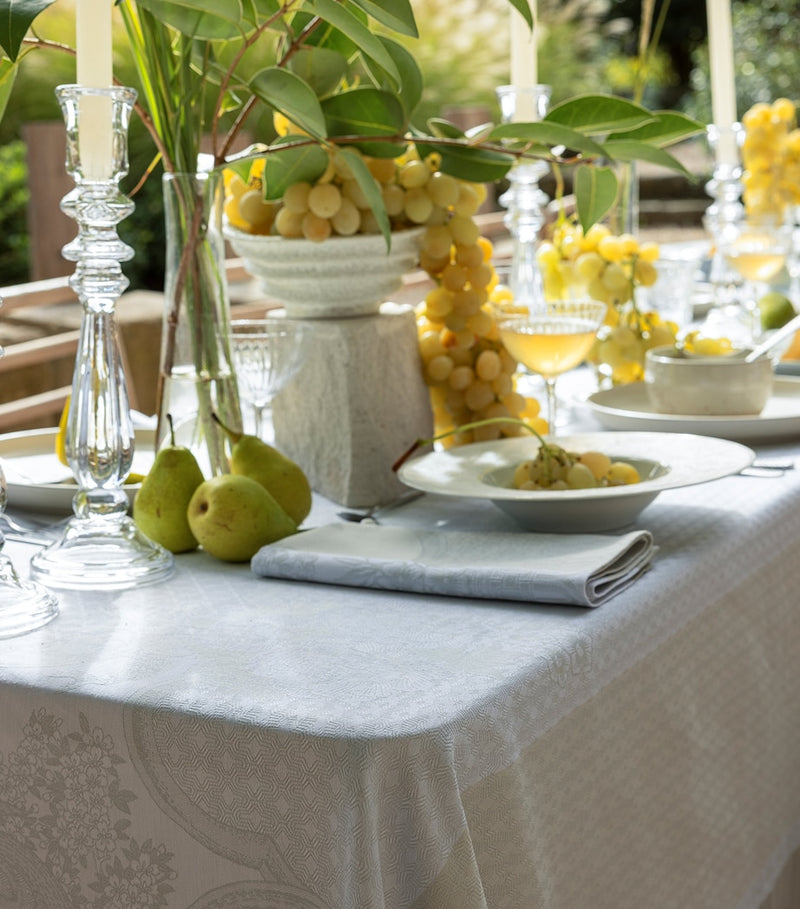 Le Jacquard Français tablecloth Promenade Impériale 175x250cm (British brand)