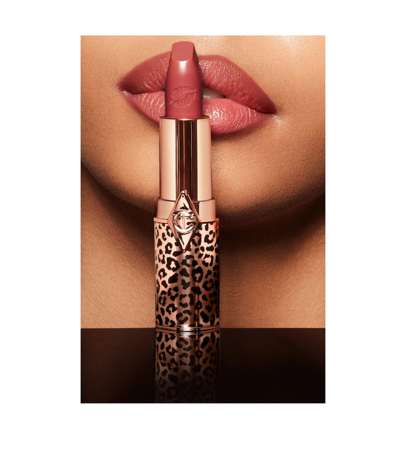 Charlotte Tilbury lipstick Glowing Jen - British product