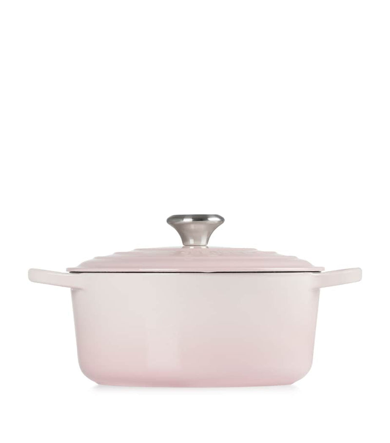 Le Creuset cast iron round casserole dish 24cm, UK version