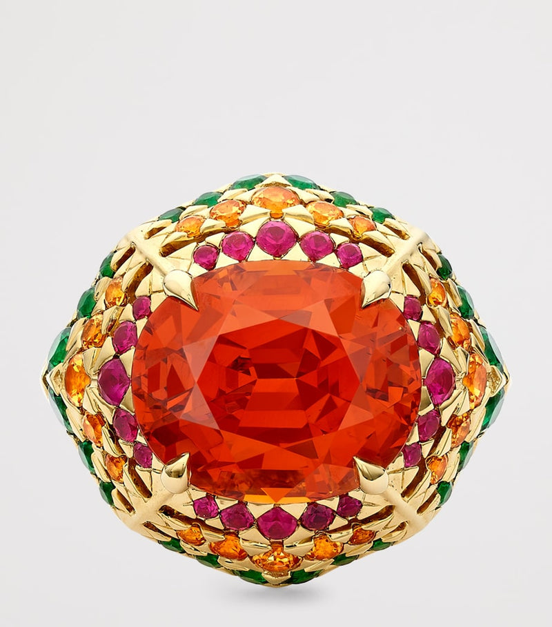 Boodles Masai Mara ring with garnet in yellow gold (British brand)