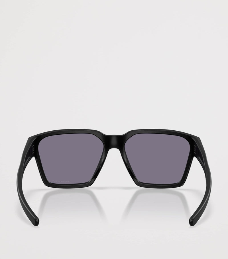 Oakley Briza square sunglasses matte finish - British product