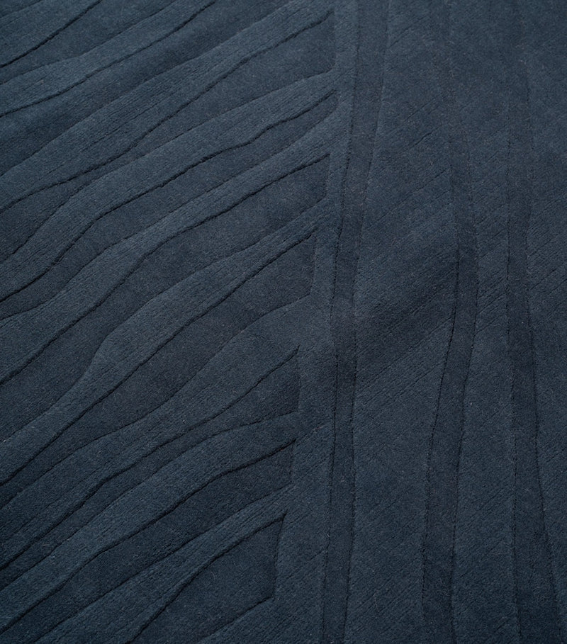 The Rug Company Ariso Midnight rug 2.74m x 1.83m - British product
