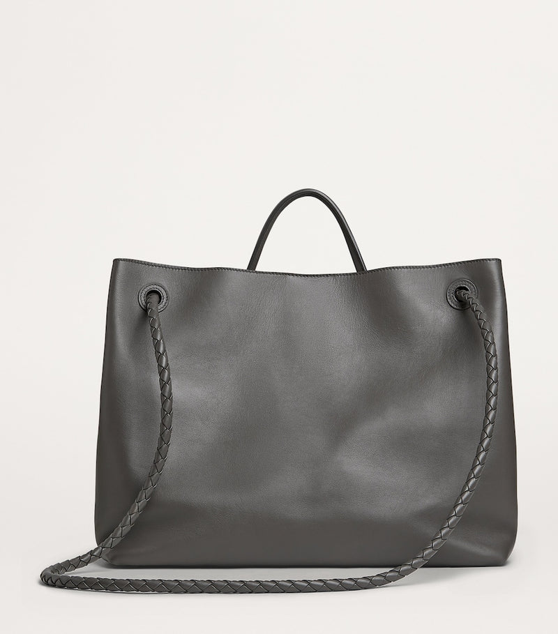 Bottega Veneta large Andiamo shoulder bag leather Italy (British brand)