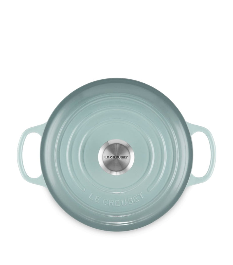 Le Creuset round casserole dish 24cm, UK version