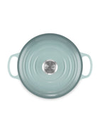 Le Creuset round casserole dish 24cm, UK version