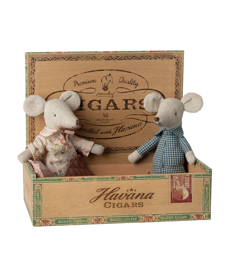 Maileg Grandma and Grandpa Mice Set 17cm, imported from the UK