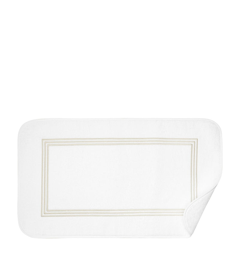 Pratesi hand-embroidered Egyptian cotton percale bath mat 50cm x 90cm, imported from the UK