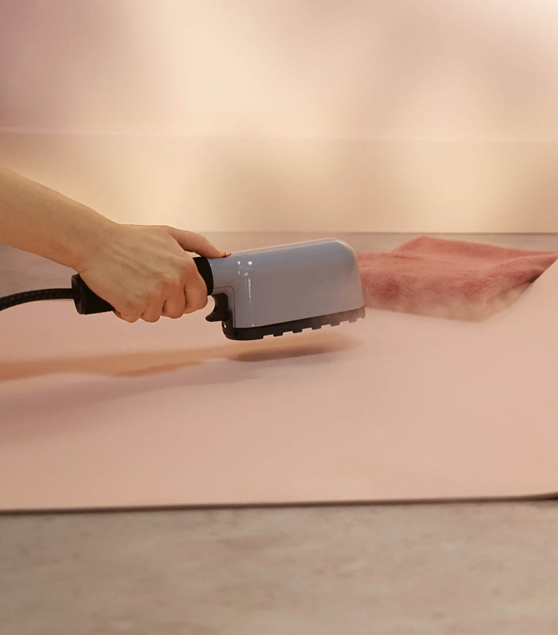 Laurastar IZZI hygienic steamer, UK version