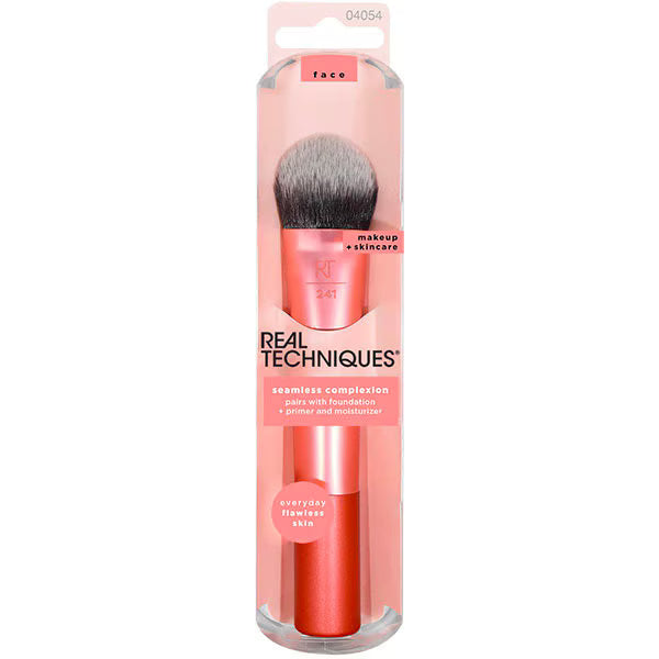 Real Techniques Seamless Complexion Brush (British brand)