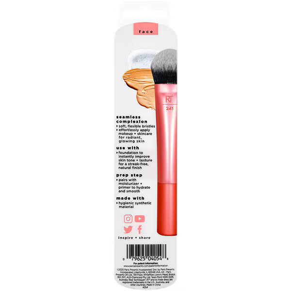 Real Techniques Seamless Complexion Brush (British brand)