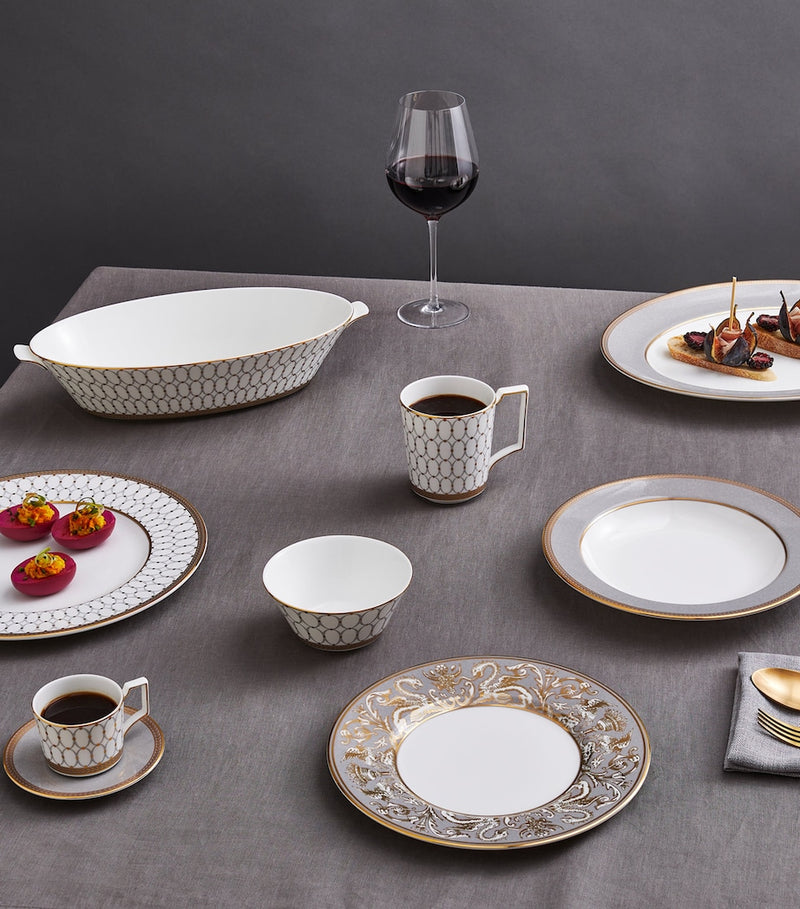 Wedgwood Renaissance Grey fine china plate 23cm (British brand)