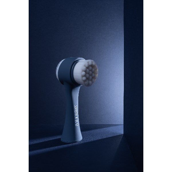 Aristocrat Facial Cleansing Brush - McGrocer