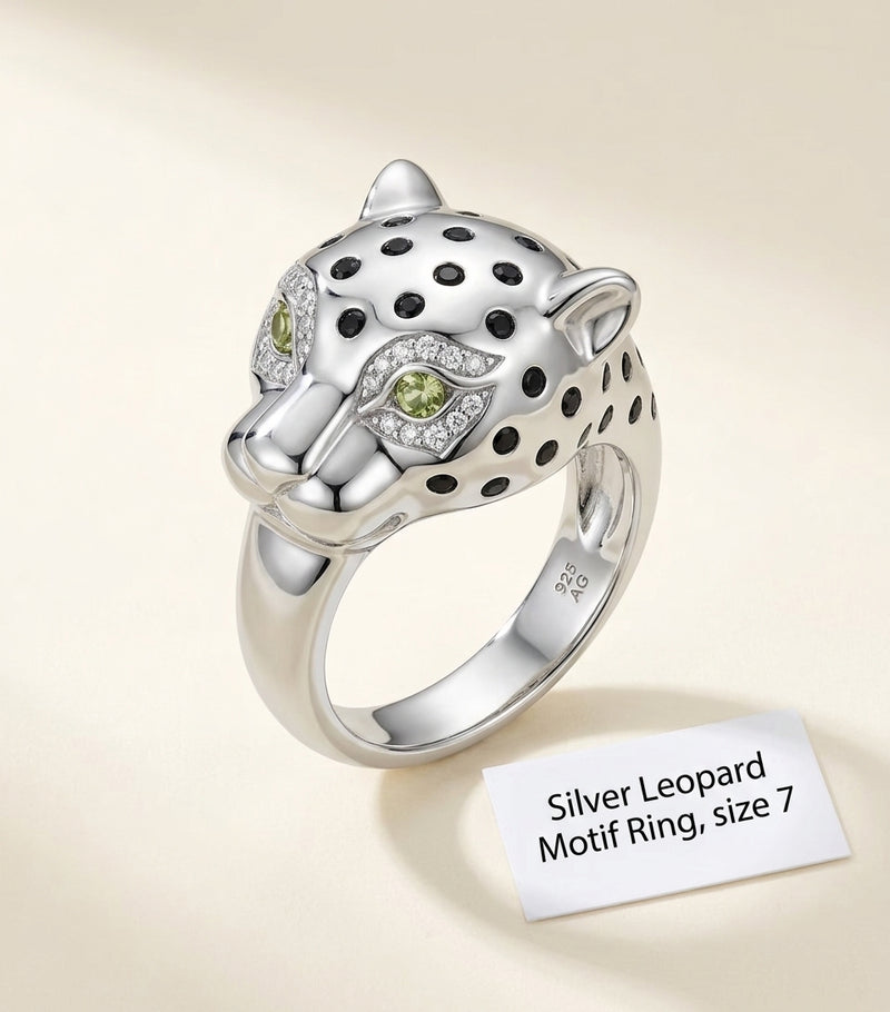 Cartier Panthère de Cartier white gold ring, UK version