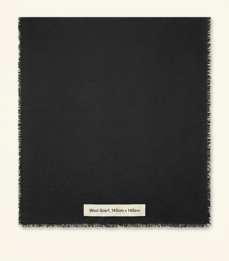 Burberry wool silk check scarf 200x90cm (British brand)