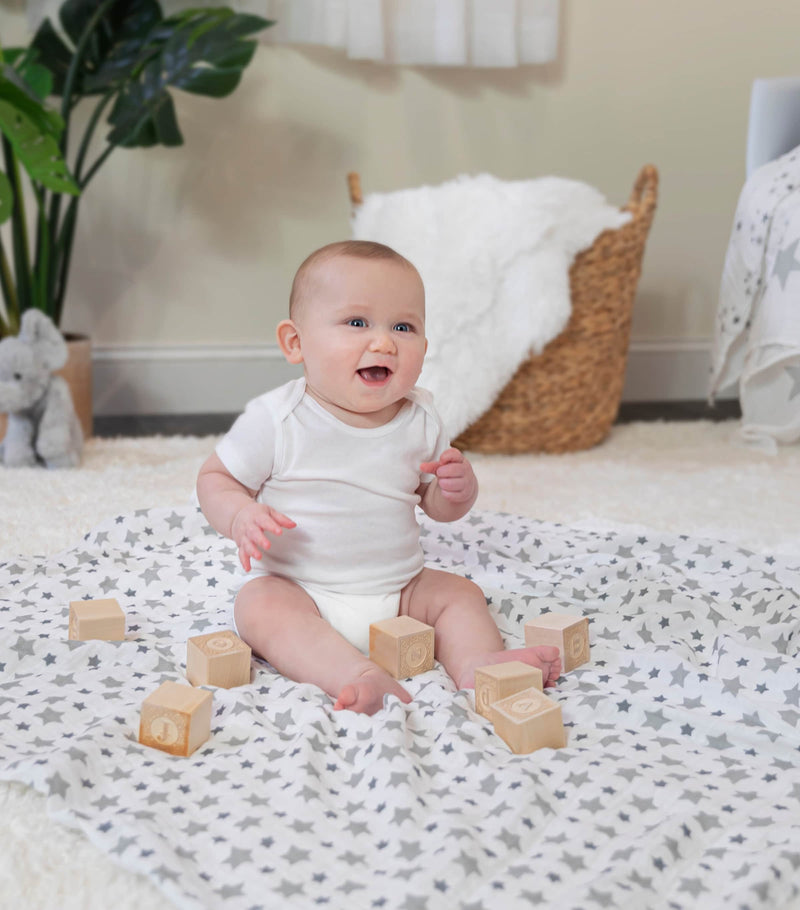 Aden & Anais baby swaddle Twinkle Swaddles set of 4, imported from the UK
