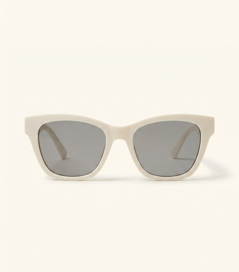 Gucci acetate sunglasses model 0GC002123 (British brand)