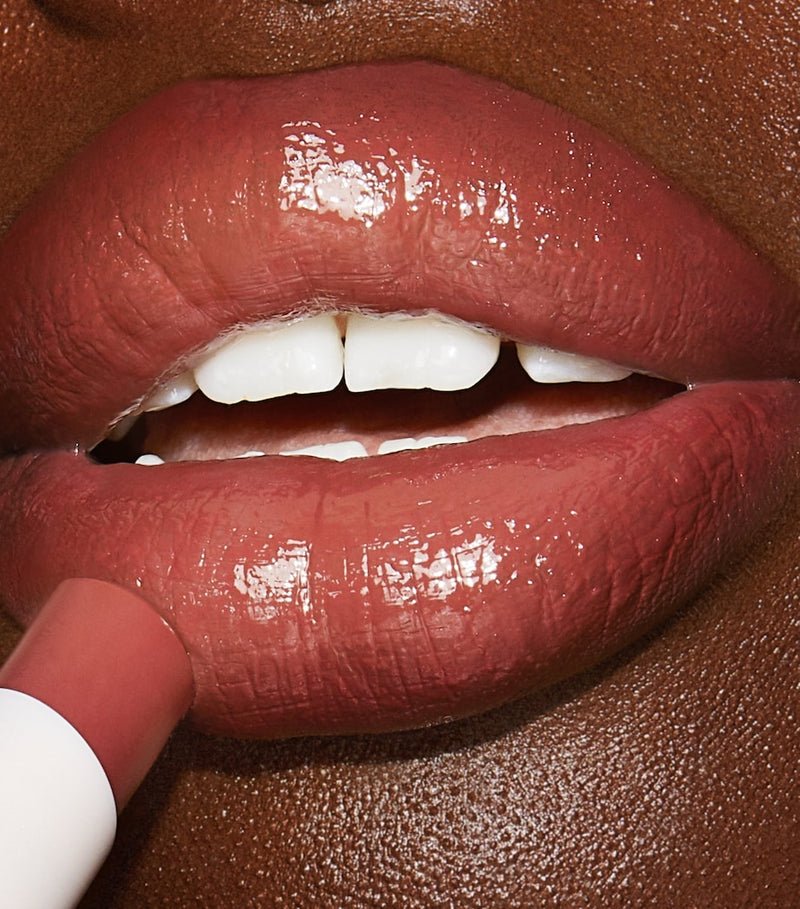 Charlotte Tilbury Hyaluronic Happikiss lip gloss-balm - British product