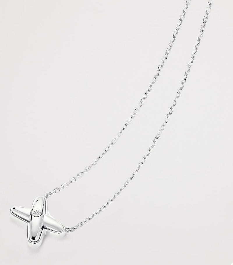 Chaumet white gold and diamond pendant necklace, imported from the UK